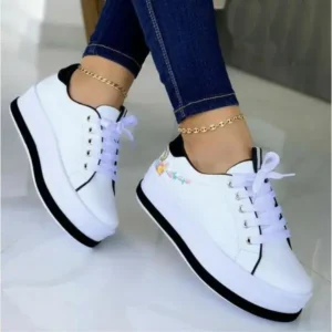 Nanaoutfit Women'S Fashion Round Toe Thick Sole Shallow Lace-Up Casual Sneakers