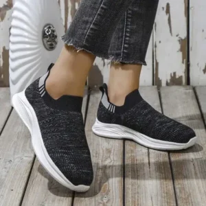 Nanaoutfit Women Fashion Round Toe Slip-On Flat Non-Slip Lightweight Sneakers