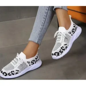 Nanaoutfit Women Fashion Plus Size Spotted Mesh Breathable Round Toe Sneakers